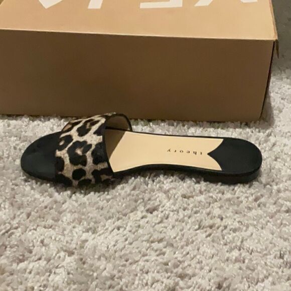 Theory Jasper Cheetah Slide Sandal Mules 6 - Picture 1 of 5